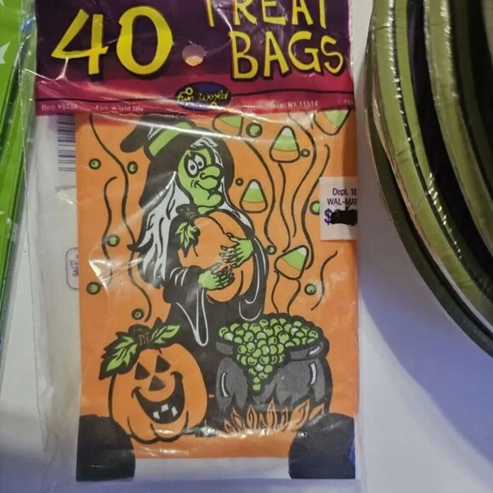 Lot of Halloween Party Supplies ‎ Napkins Plates Cups Treat Bags Garlands